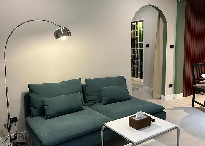 Kasa Haus - Mid-century Modern