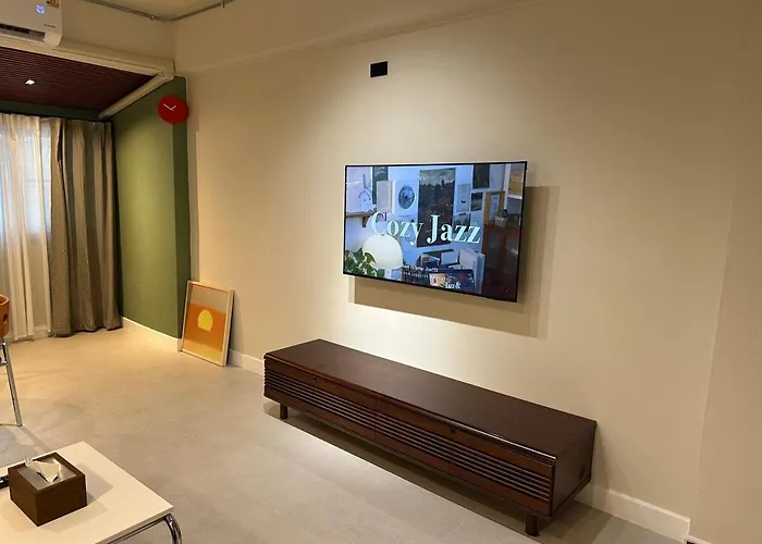Kasa Haus - Mid-century Modern 公寓 *